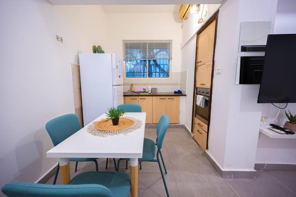 Studio Apartment In Ben Yehuda Cozy And Convinent Tel Aviv Ngoại thất bức ảnh